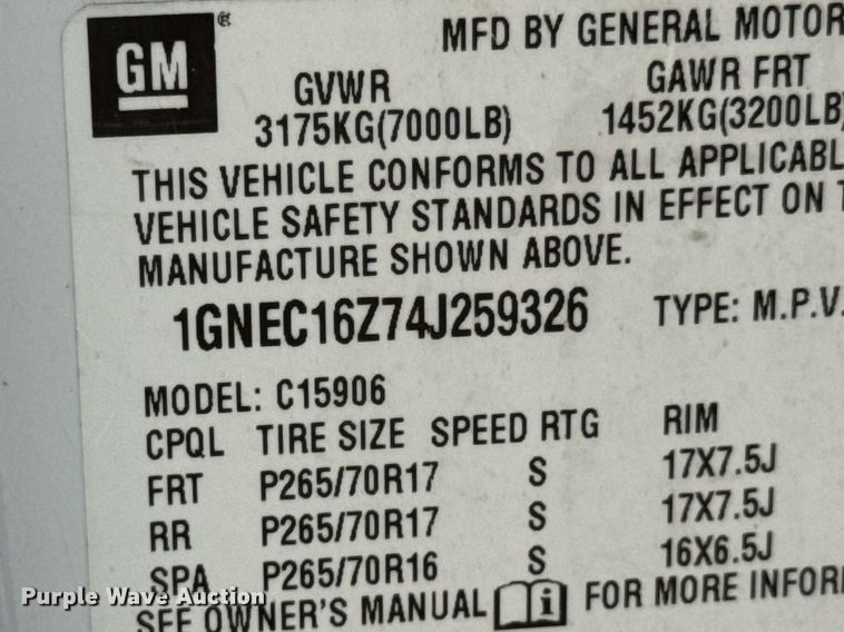 image for item DU9347 2004 Chevrolet Suburban 1500 SUV