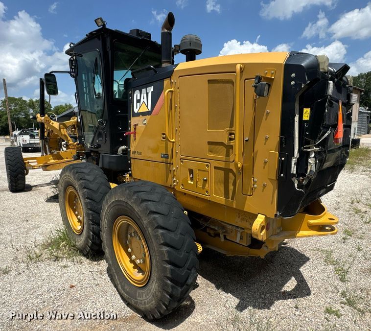 image for item DU9353 2014 Caterpillar 120M2 motor grader