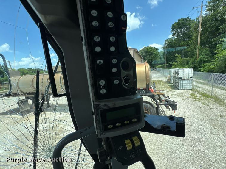 image for item DU9353 2014 Caterpillar 120M2 motor grader