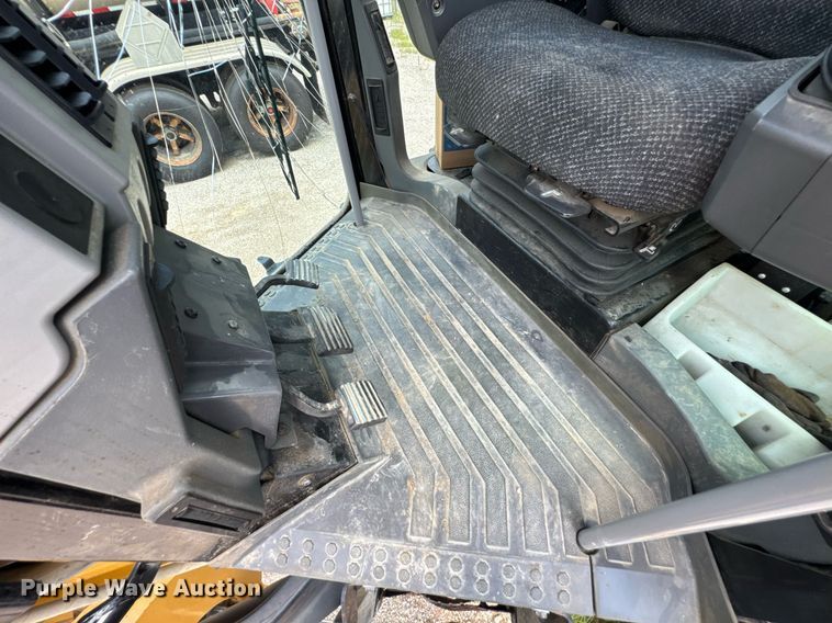 image for item DU9353 2014 Caterpillar 120M2 motor grader