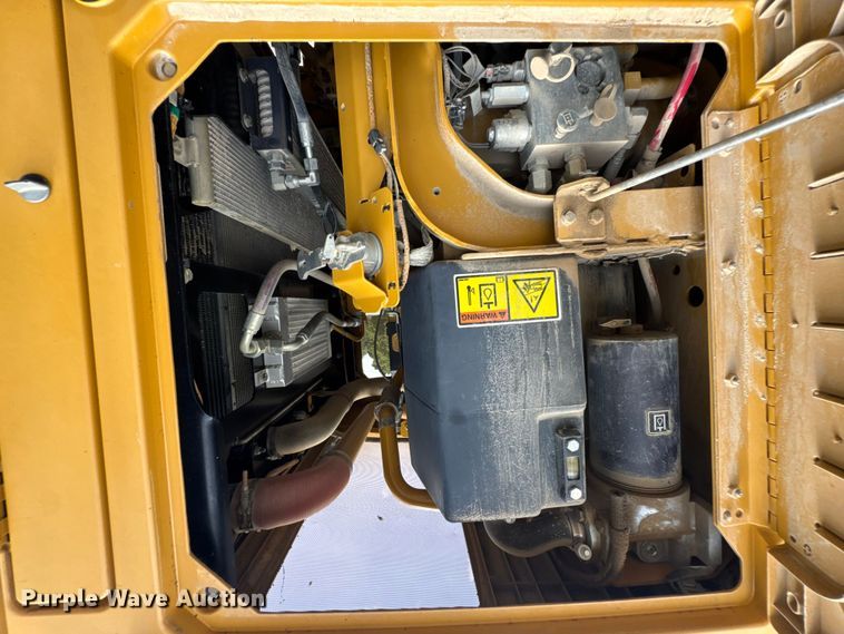 image for item DU9353 2014 Caterpillar 120M2 motor grader