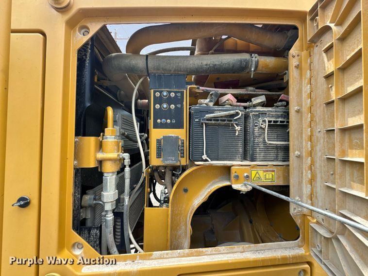 image for item DU9353 2014 Caterpillar 120M2 motor grader