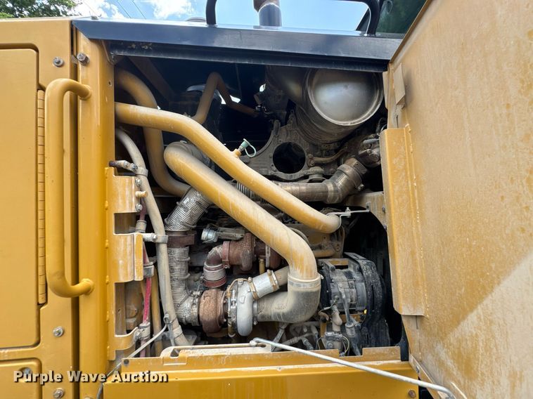 image for item DU9353 2014 Caterpillar 120M2 motor grader