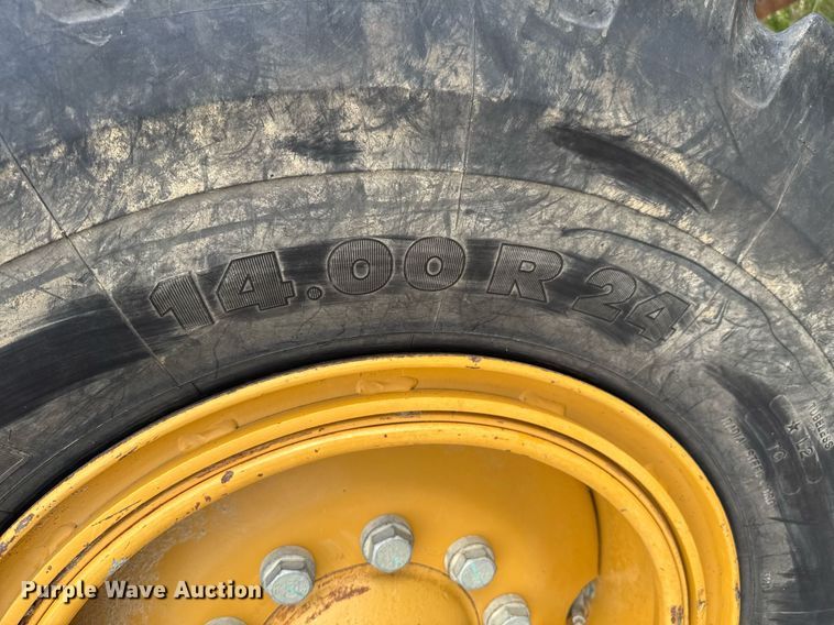 image for item DU9353 2014 Caterpillar 120M2 motor grader