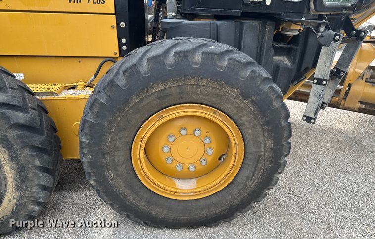 image for item DU9353 2014 Caterpillar 120M2 motor grader