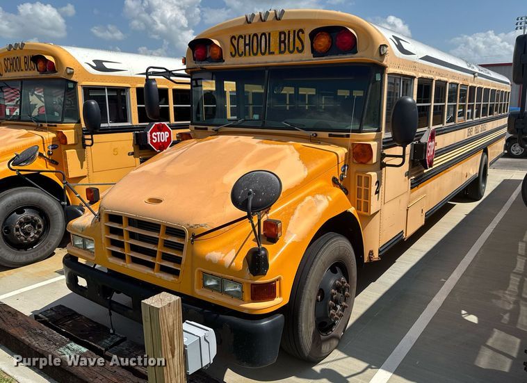 image for item DU9357 2005 Blue Bird Vision school bus