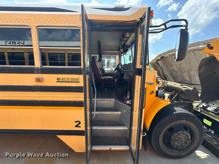 image for item DU9357 2005 Blue Bird Vision school bus