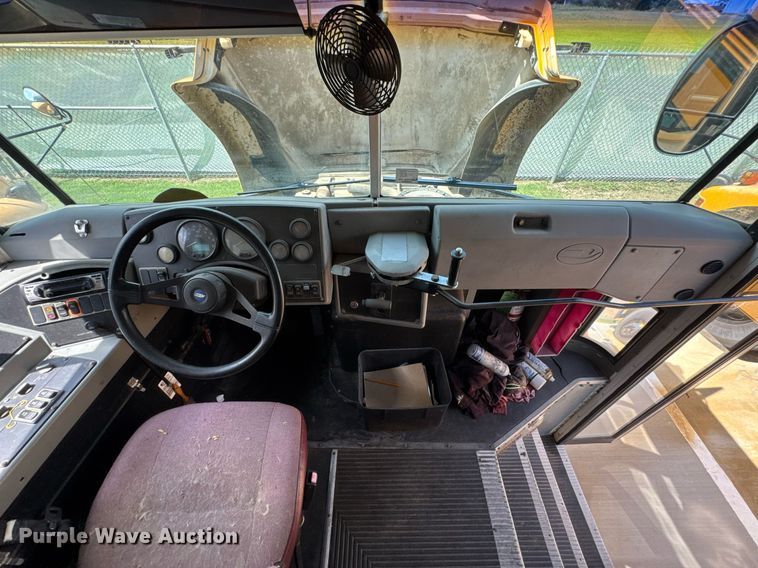 image for item DU9357 2005 Blue Bird Vision school bus