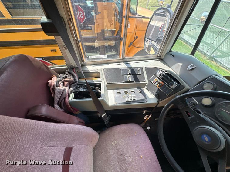 image for item DU9357 2005 Blue Bird Vision school bus