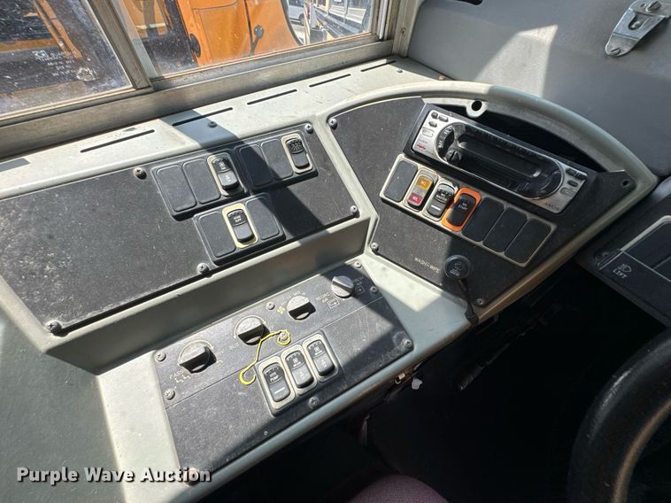 image for item DU9357 2005 Blue Bird Vision school bus