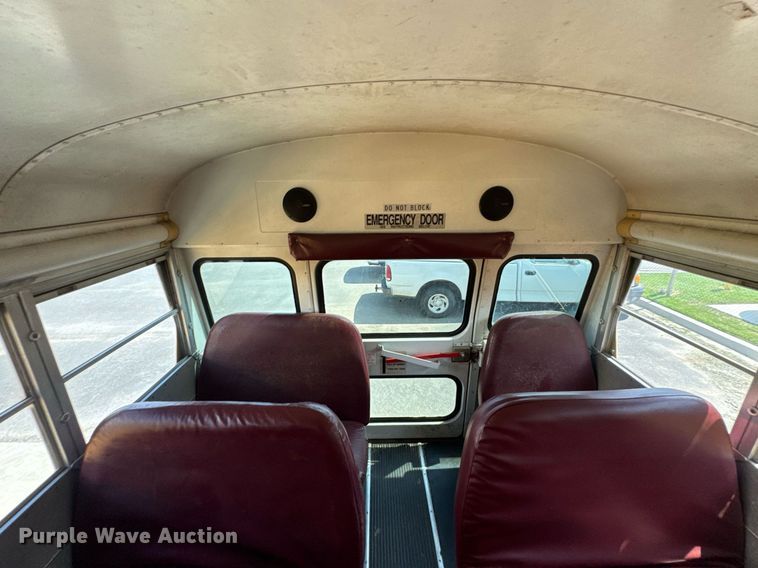 image for item DU9357 2005 Blue Bird Vision school bus