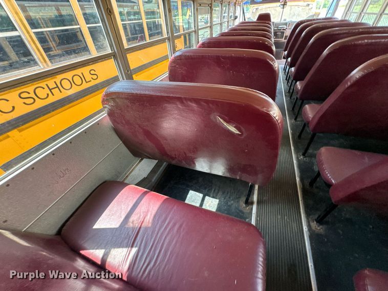 image for item DU9357 2005 Blue Bird Vision school bus