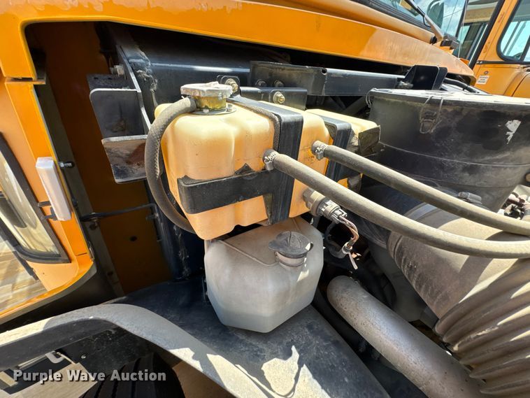 image for item DU9357 2005 Blue Bird Vision school bus