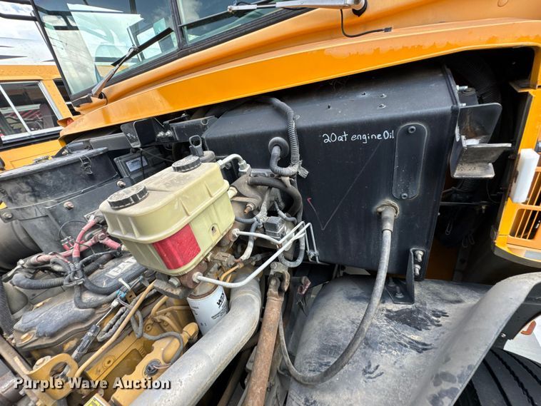 image for item DU9357 2005 Blue Bird Vision school bus