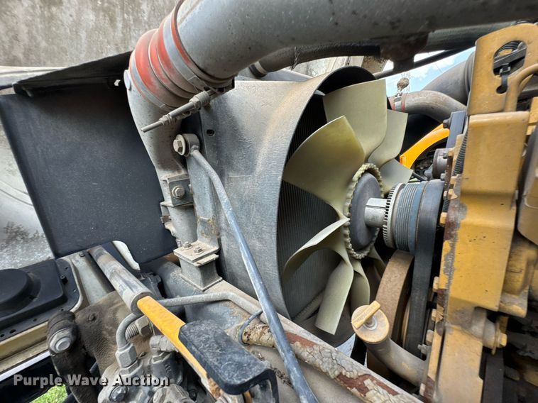 image for item DU9357 2005 Blue Bird Vision school bus