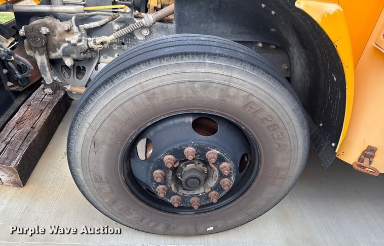 image for item DU9357 2005 Blue Bird Vision school bus