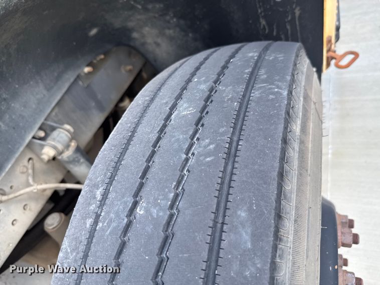 image for item DU9357 2005 Blue Bird Vision school bus