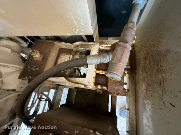 image for item DU9365 2002 Sewer Equipment Co. 747-FR2000 sewer jetter trailer