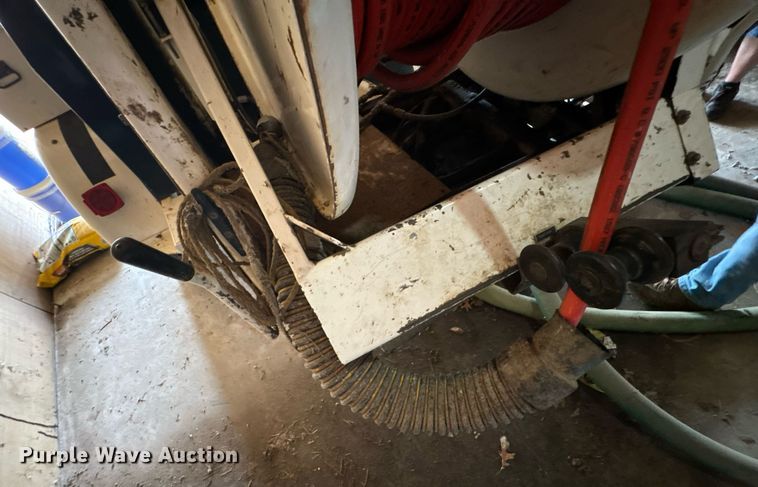 image for item DU9365 2002 Sewer Equipment Co. 747-FR2000 sewer jetter trailer