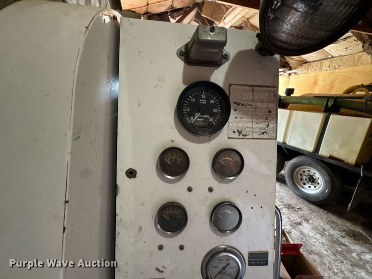 image for item DU9365 2002 Sewer Equipment Co. 747-FR2000 sewer jetter trailer