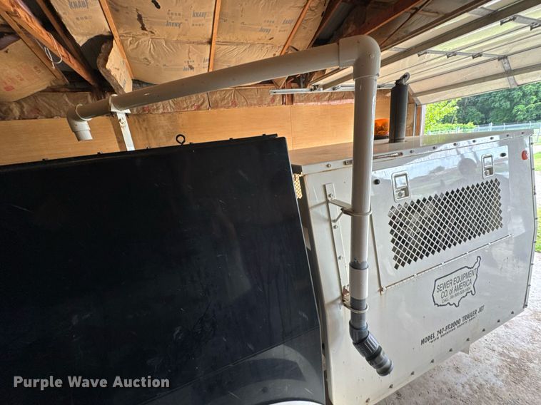 image for item DU9365 2002 Sewer Equipment Co. 747-FR2000 sewer jetter trailer