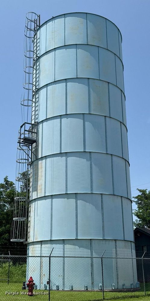image for item DU9366 Water tower