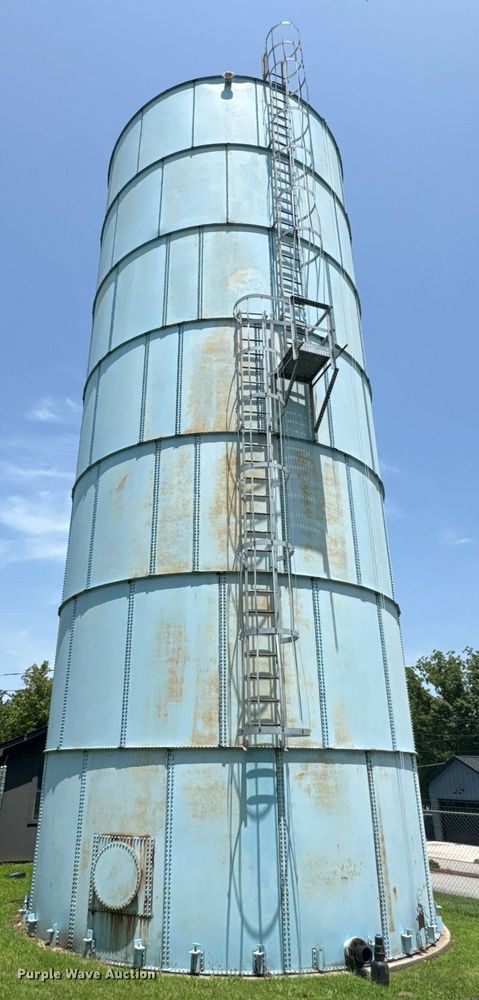 image for item DU9366 Water tower