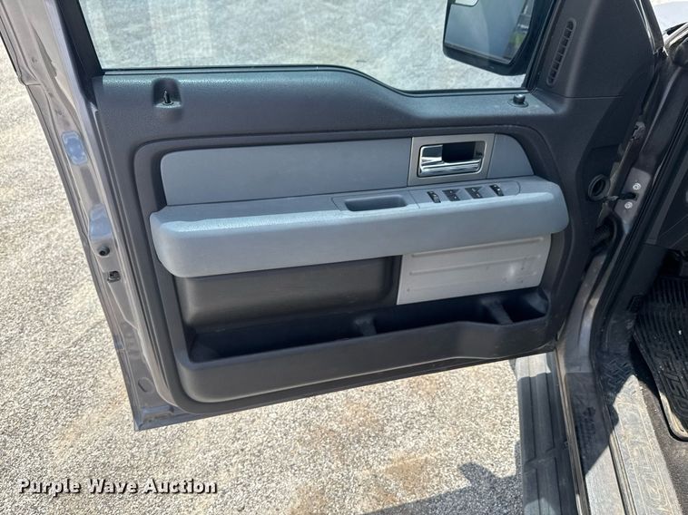 image for item DU9374 2011 Ford F150 XL SuperCrew pickup truck