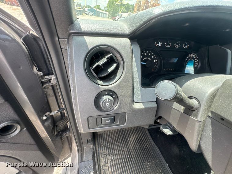 image for item DU9374 2011 Ford F150 XL SuperCrew pickup truck