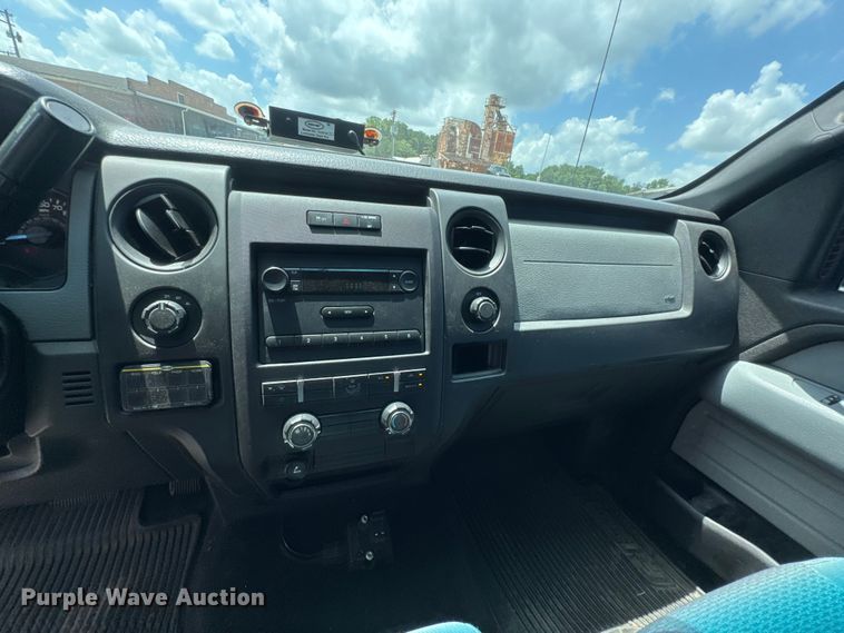 image for item DU9374 2011 Ford F150 XL SuperCrew pickup truck