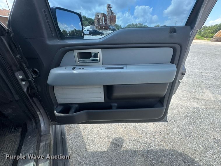 image for item DU9374 2011 Ford F150 XL SuperCrew pickup truck