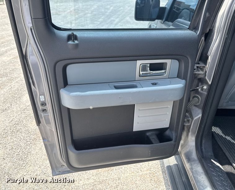 image for item DU9374 2011 Ford F150 XL SuperCrew pickup truck