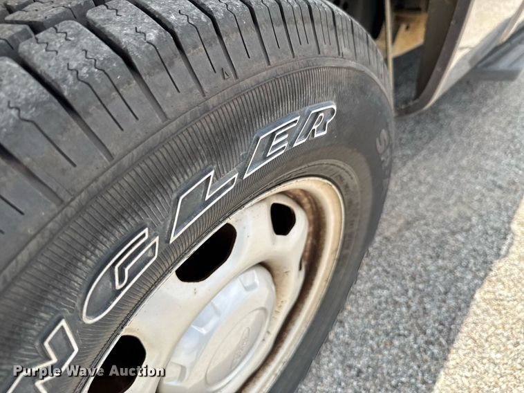 image for item DU9374 2011 Ford F150 XL SuperCrew pickup truck