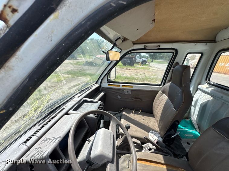 image for item DU9375 1992 Daihatsu 43RO mini truck