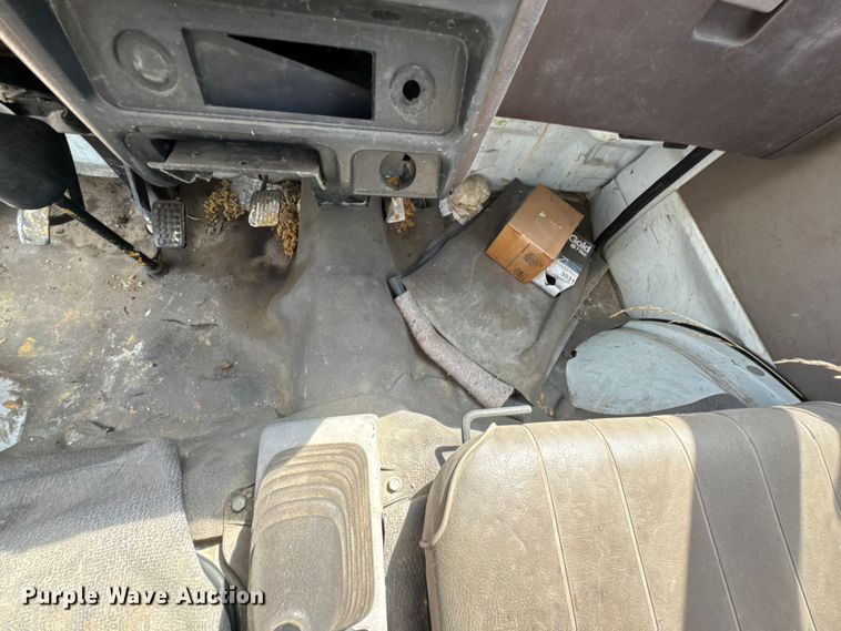 image for item DU9375 1992 Daihatsu 43RO mini truck