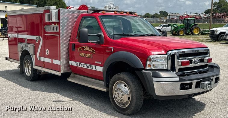 image for item DU9376 2006 Ford F550 pumper fire truck