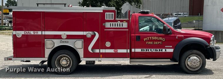 image for item DU9376 2006 Ford F550 pumper fire truck