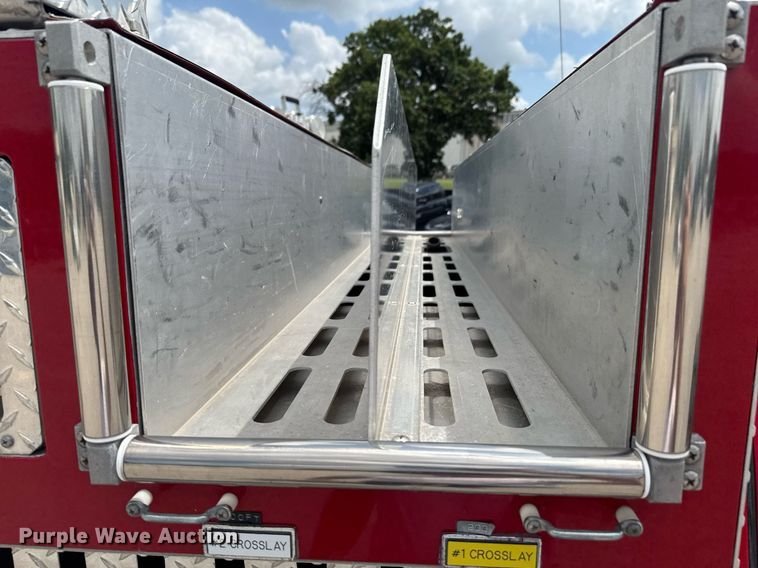 image for item DU9376 2006 Ford F550 pumper fire truck