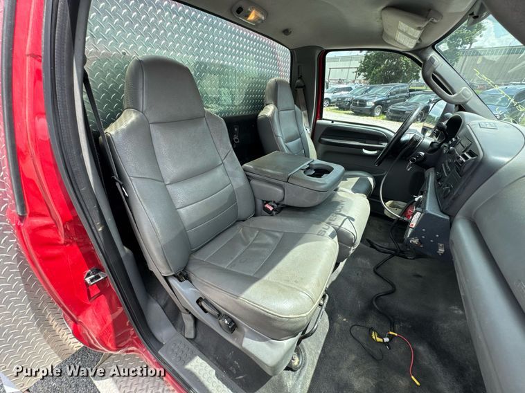 image for item DU9376 2006 Ford F550 pumper fire truck