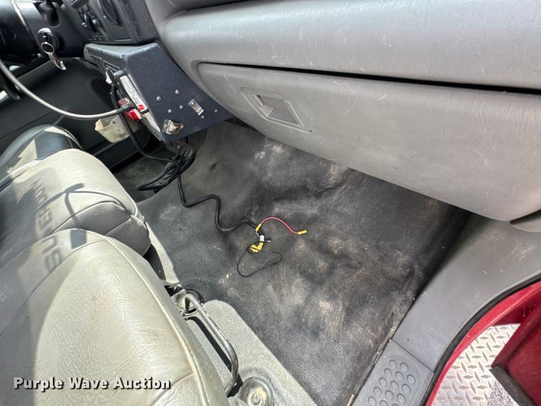 image for item DU9376 2006 Ford F550 pumper fire truck