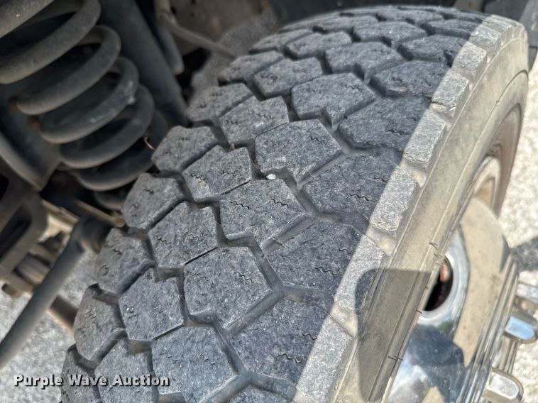 image for item DU9376 2006 Ford F550 pumper fire truck