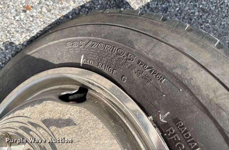 image for item DU9376 2006 Ford F550 pumper fire truck