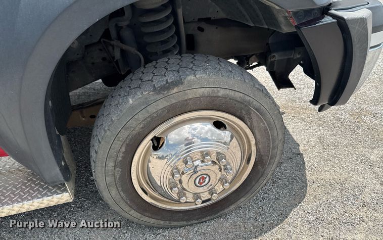 image for item DU9376 2006 Ford F550 pumper fire truck