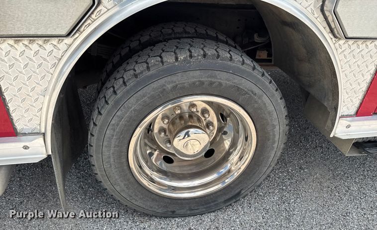 image for item DU9376 2006 Ford F550 pumper fire truck