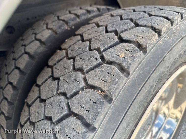 image for item DU9376 2006 Ford F550 pumper fire truck