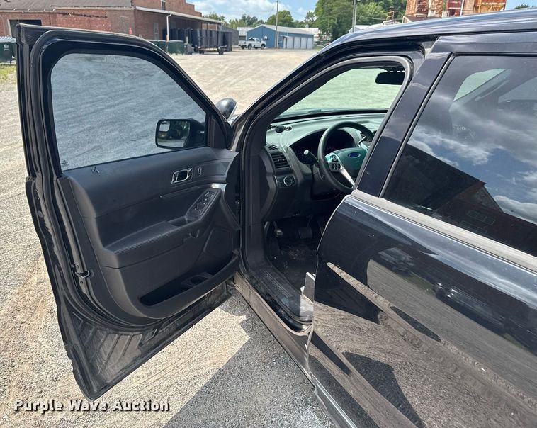 image for item DU9377 2015 Ford Explorer Police Interceptor SUV