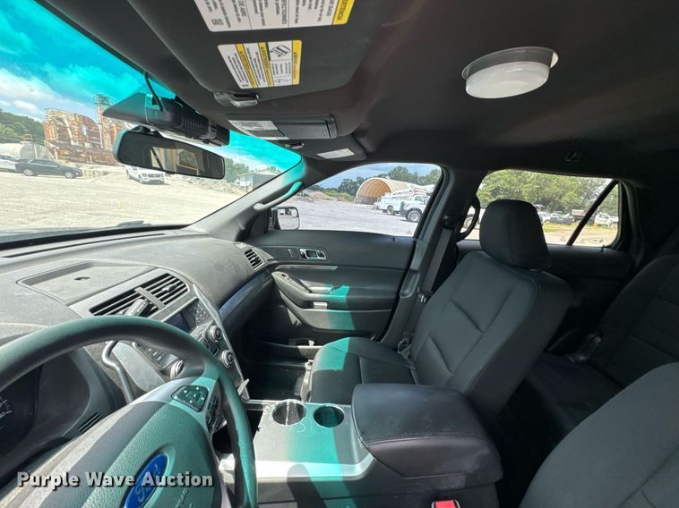 image for item DU9377 2015 Ford Explorer Police Interceptor SUV