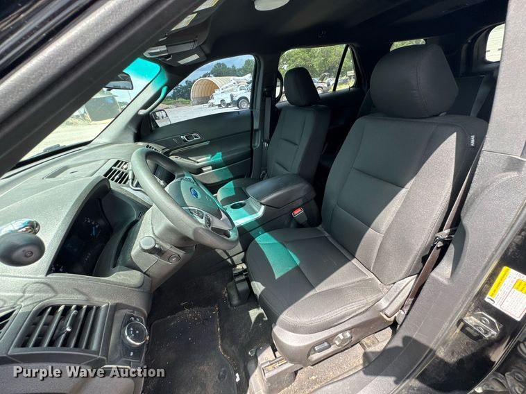 image for item DU9377 2015 Ford Explorer Police Interceptor SUV