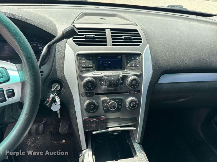 image for item DU9377 2015 Ford Explorer Police Interceptor SUV