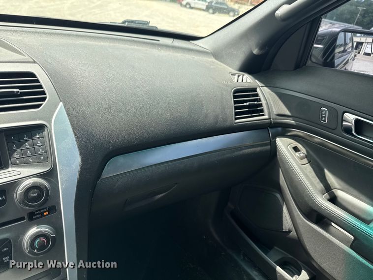 image for item DU9377 2015 Ford Explorer Police Interceptor SUV